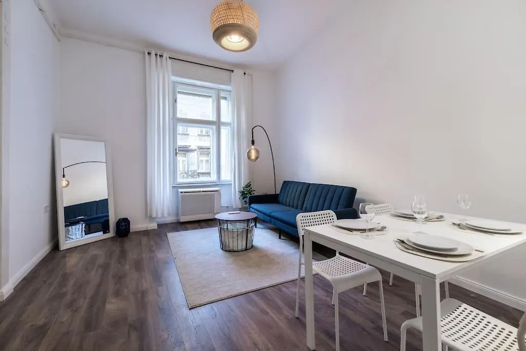 Stylish Central Apartment Budapest 0*,  Ungheria