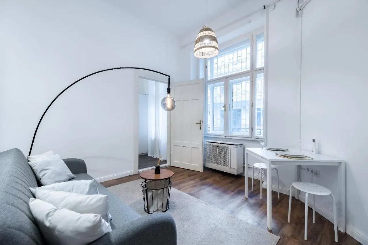 Stylish Central Apartment Budapest